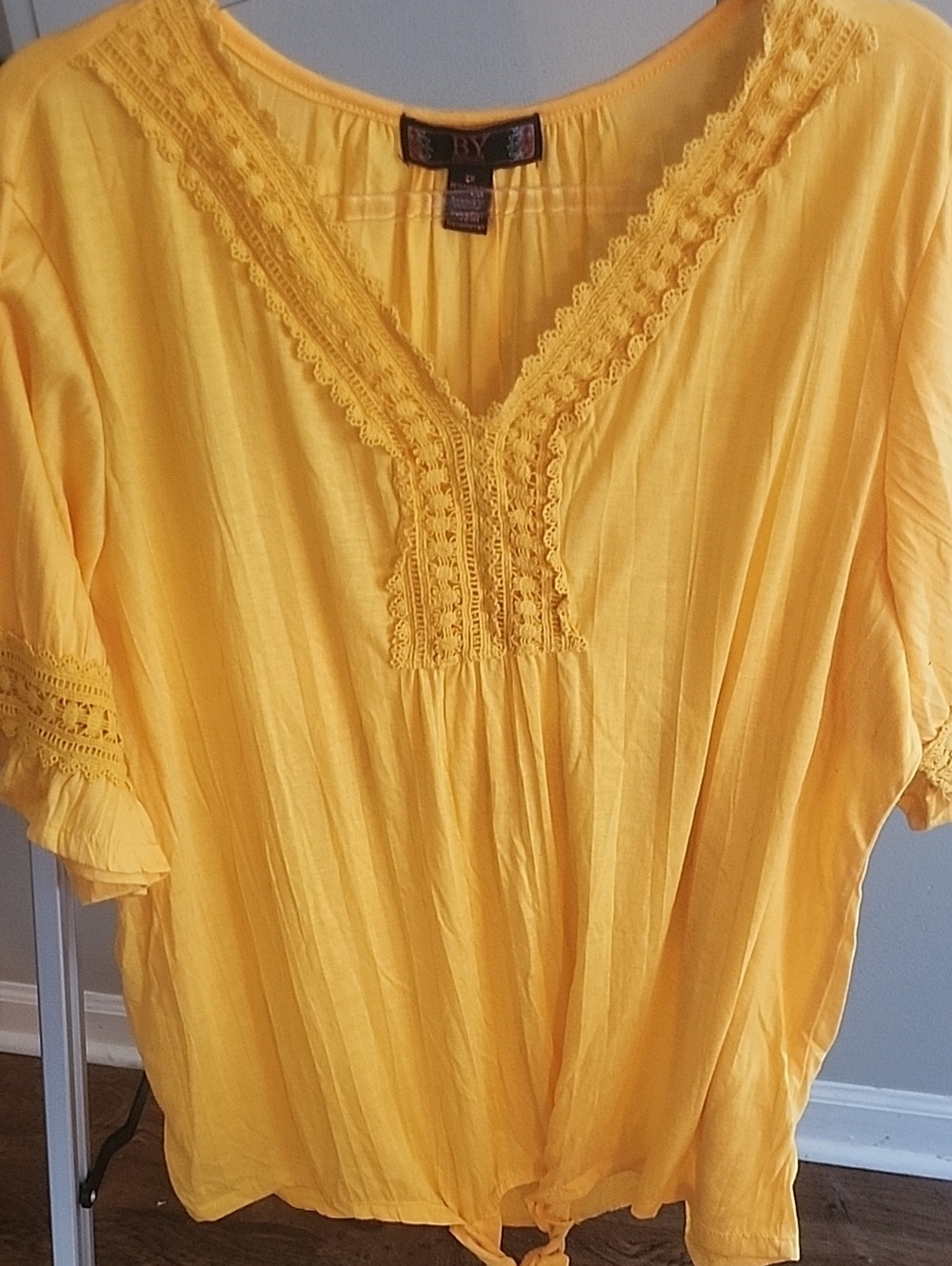 Boho Crochet-Trim V-Neck Tunic Top in Yellow